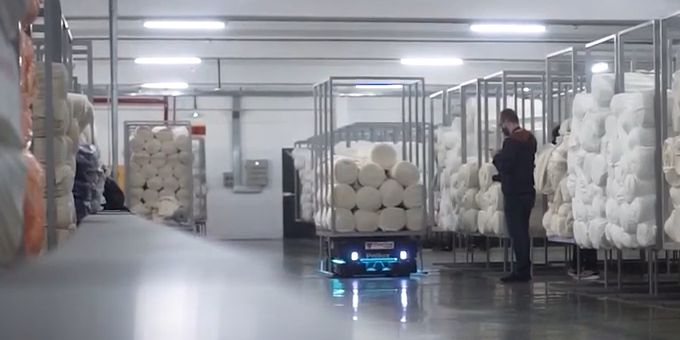 5 MIR1000 Robots Automates the Internal Transportation of Heavy Loads at Florisa